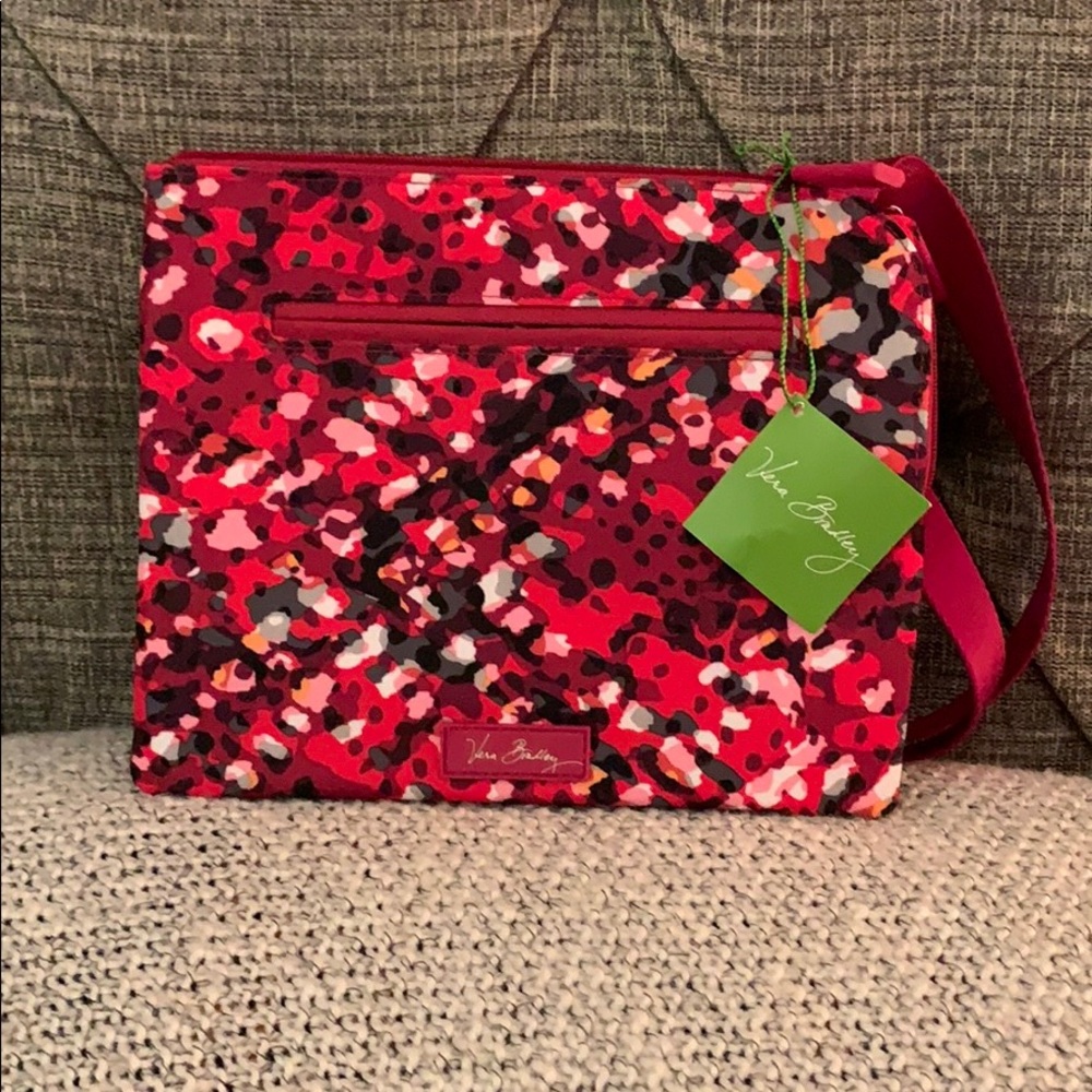 NWT Vera Bradley Lighten Up Zip Crossbody